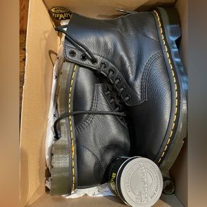 Women’s Dr marten pascal leather black boots